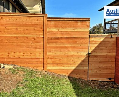 privacy fence with gate